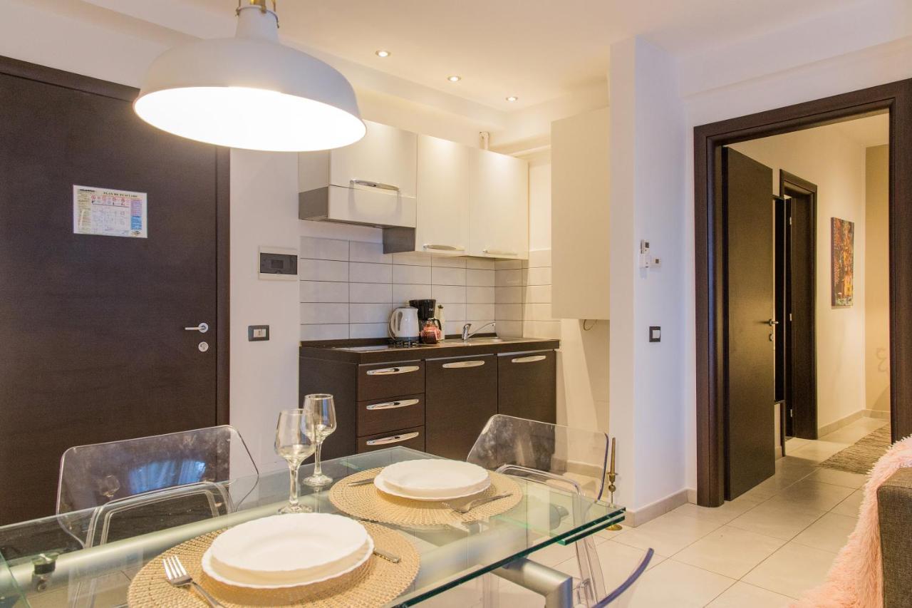 One Love Metropolitan Apartment Букурещ Екстериор снимка