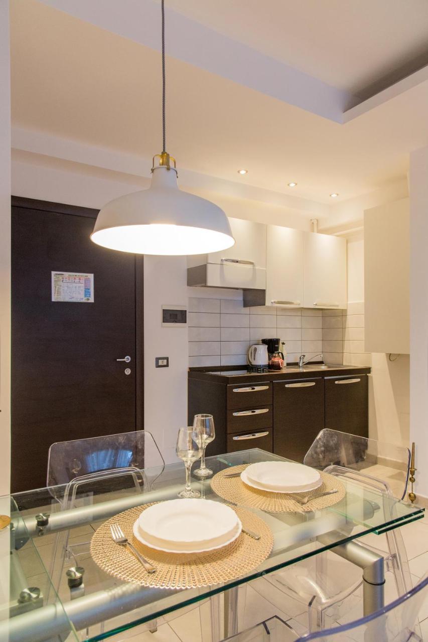 One Love Metropolitan Apartment Букурещ Екстериор снимка