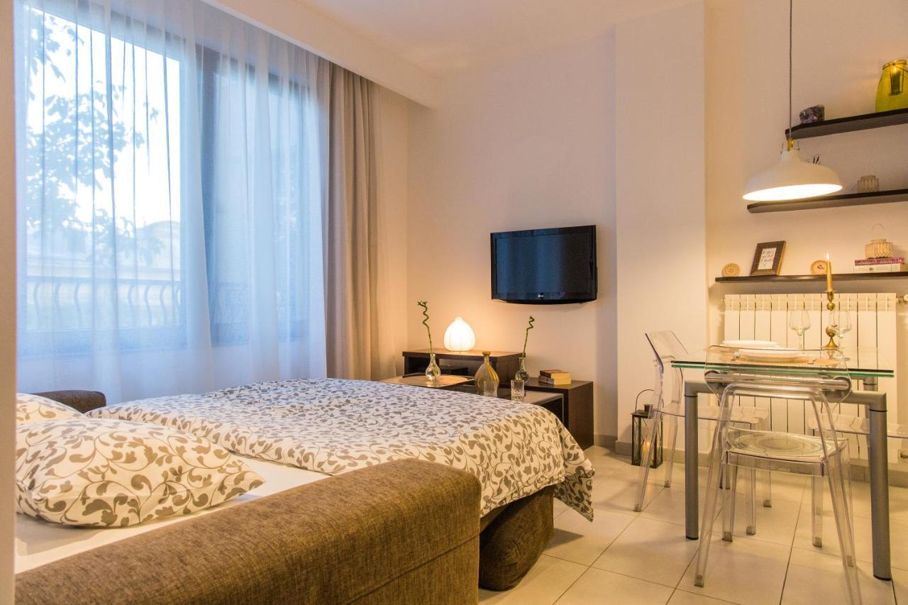 One Love Metropolitan Apartment Букурещ Екстериор снимка